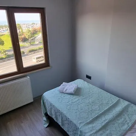 Lazurd Apart Otel Trabzon